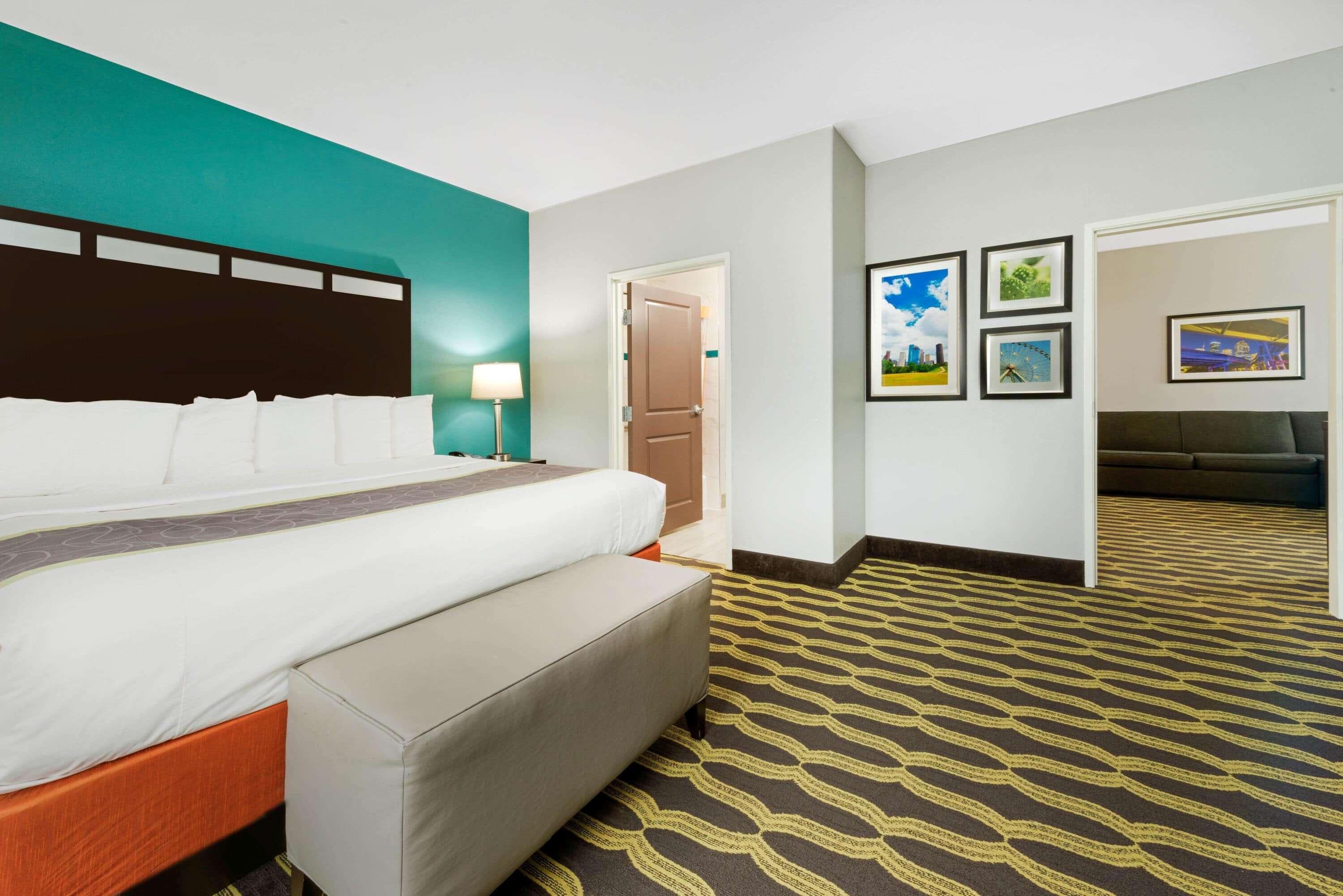Отель La Quinta By Wyndham Houston Humble Atascocita Экстерьер фото