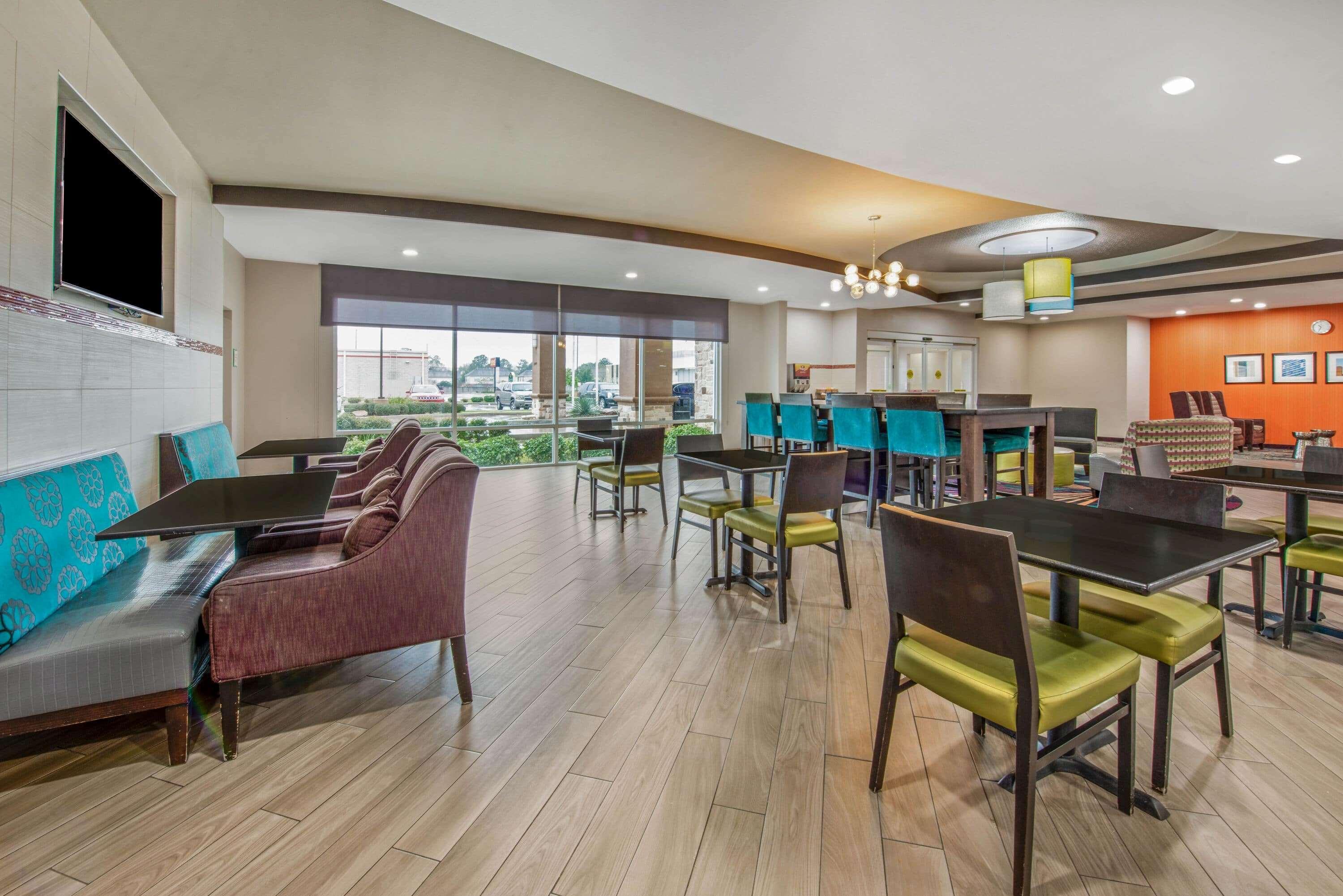 Отель La Quinta By Wyndham Houston Humble Atascocita Экстерьер фото