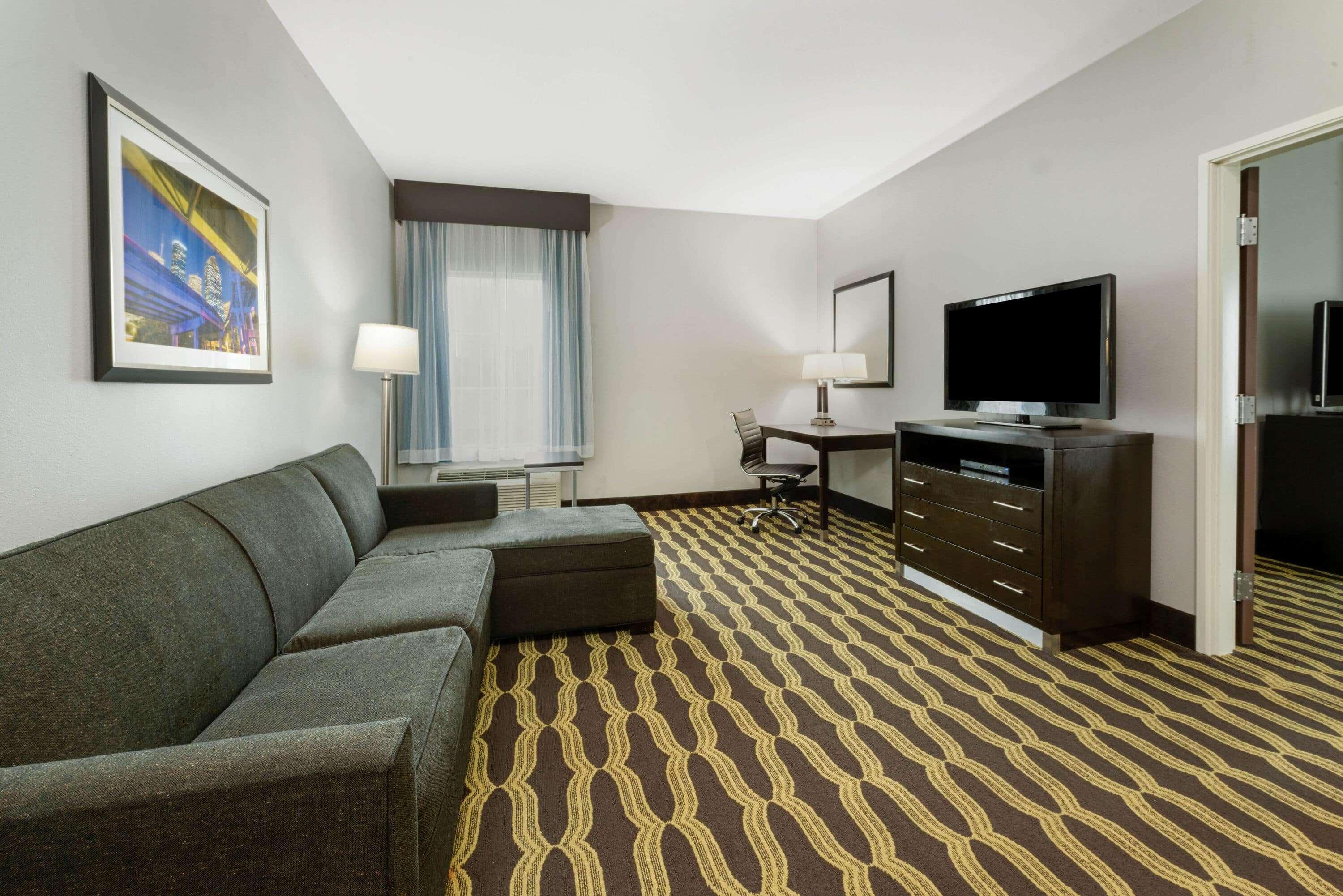 Отель La Quinta By Wyndham Houston Humble Atascocita Экстерьер фото